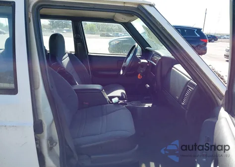 1999 Jeep Cherokee Classic/Sport z USA, uszkodzony, nr VIN 1J4FF68S9XL571961